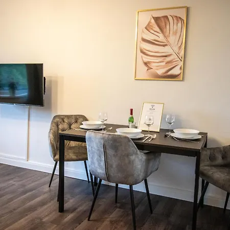 Messewohnung Fuer 5 Gaeste Mit Balkon Und Lift