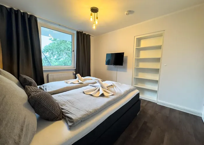 Messewohnung Fuer 5 Gaeste Mit Balkon Und Lift * Hannover