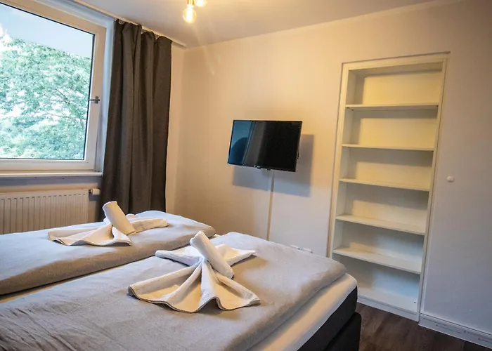 Messewohnung Fuer 5 Gaeste Mit Balkon Und Lift * Hannover