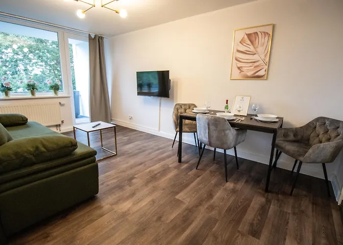 Messewohnung Fuer 5 Gaeste Mit Balkon Und Lift Appartamento *