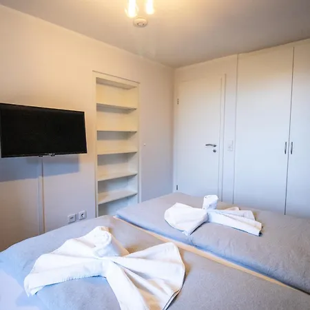 Messewohnung Fuer 5 Gaeste Mit Balkon Und Lift